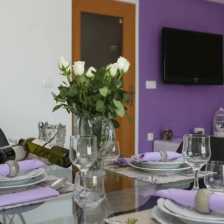 Charming Carmen Apartamento Kaštela