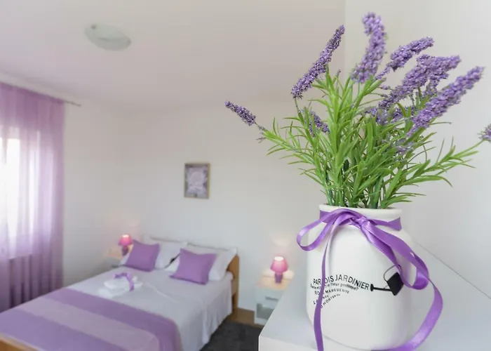Charming Carmen Appartement